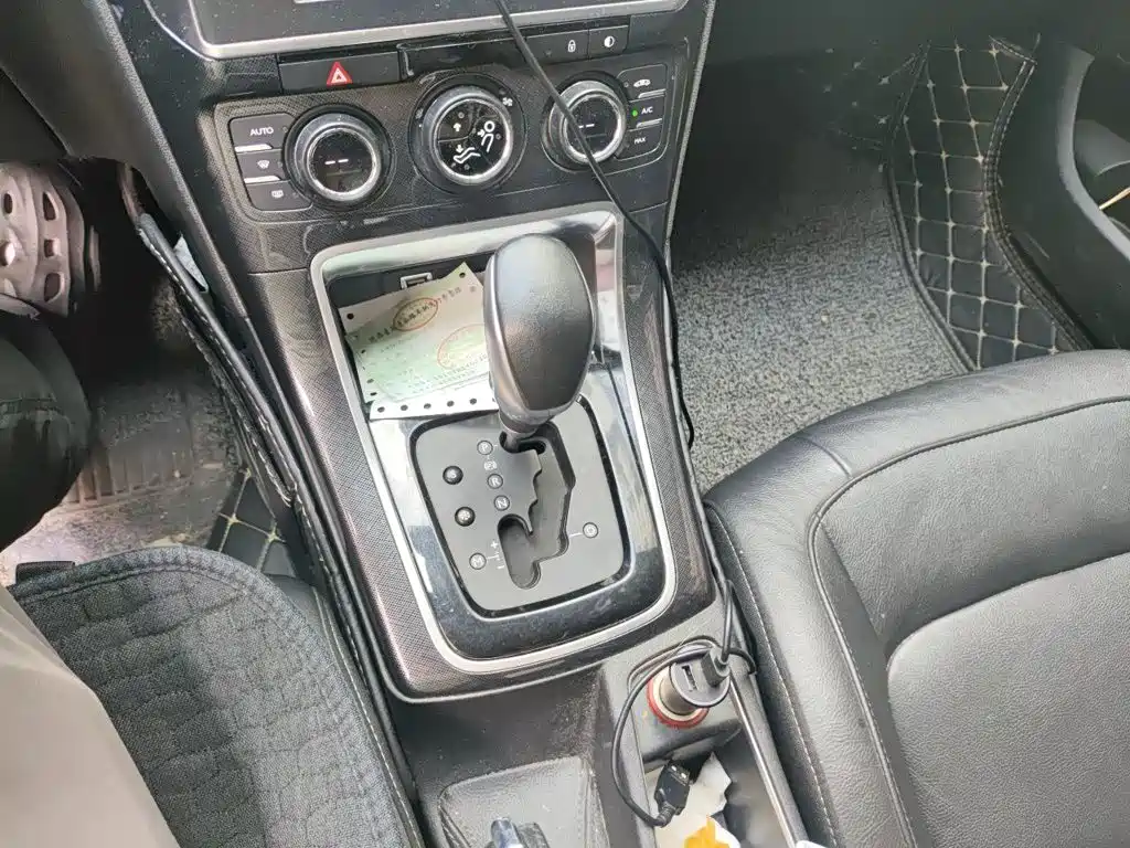 Citroën C4 Sega 2015 — фото 15
