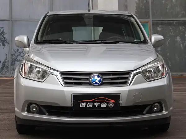 Venucia R50 2014