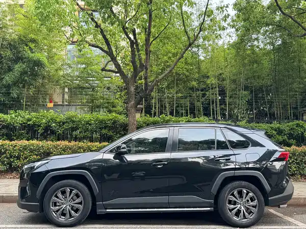 Toyota RAV4 2023