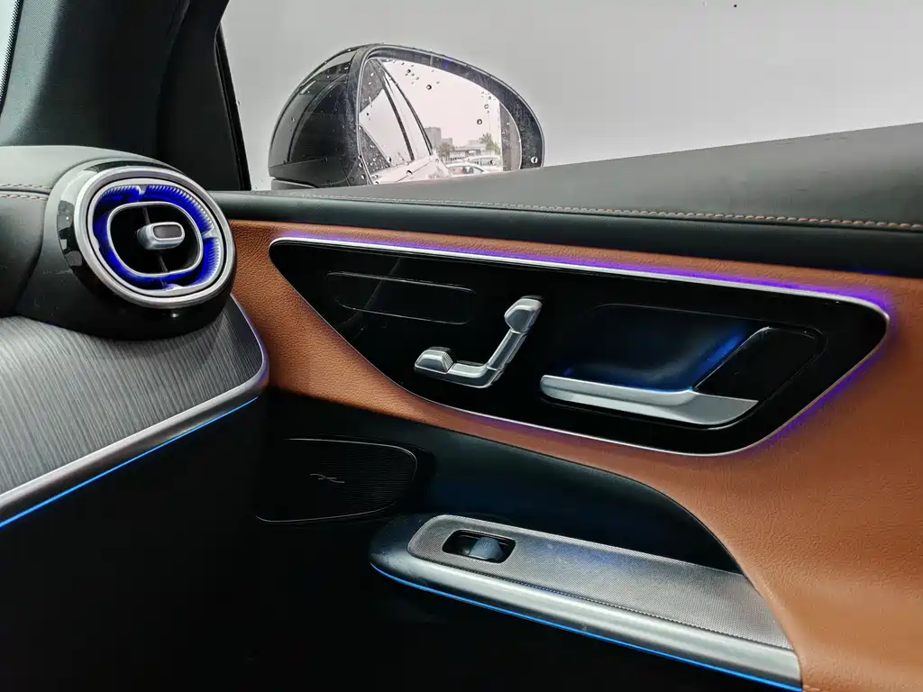 Mercedes-Benz GLC 2024 — фото 16