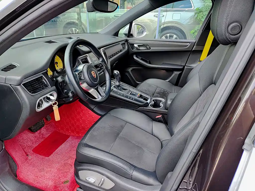 Porsche Macan 2018 — фото 7