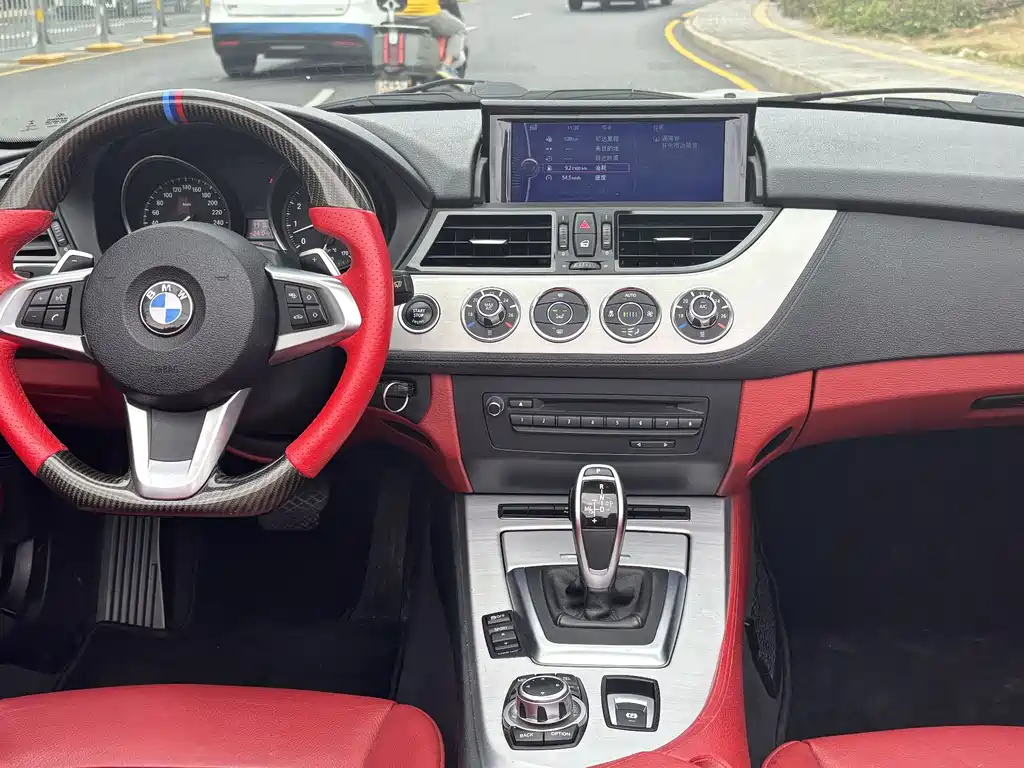 BMW Z4 2016 — фото 8