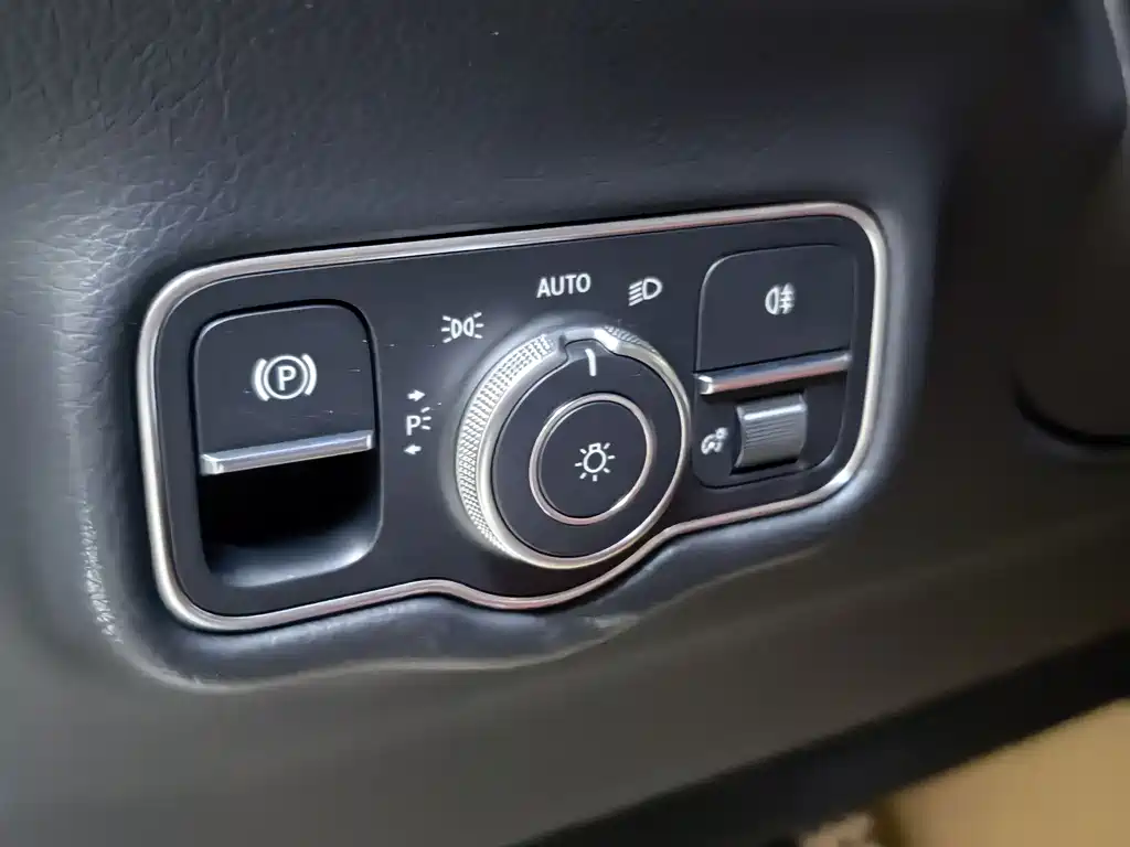 Mercedes-Benz G-Class AMG — фото 14