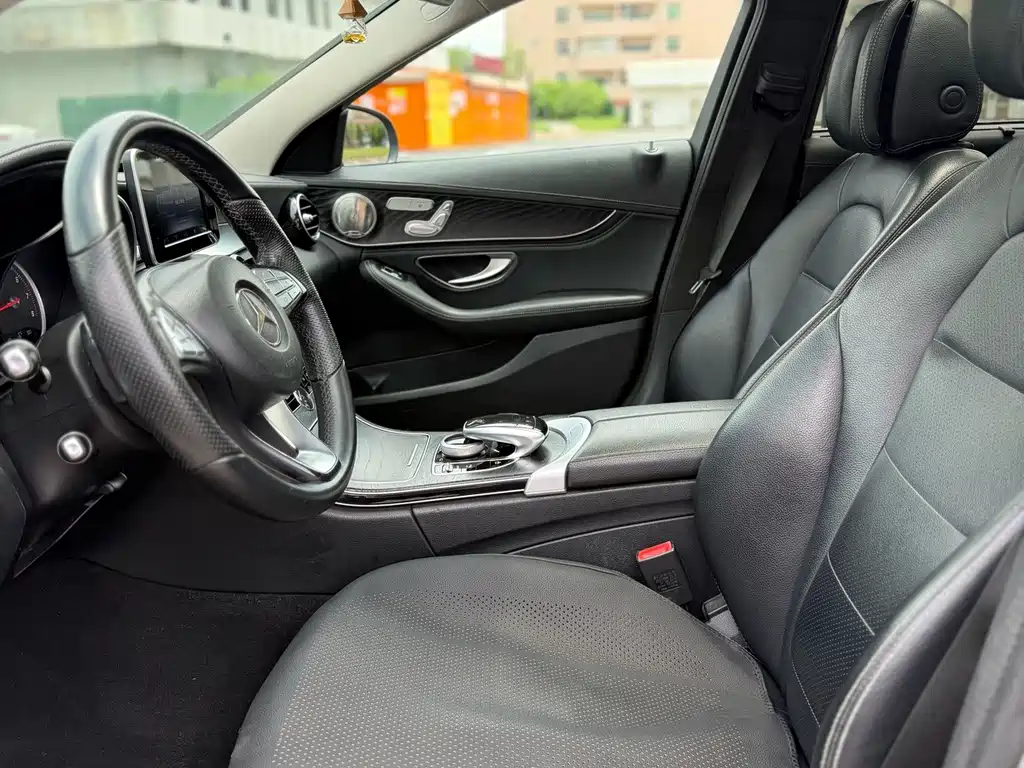 Mercedes-Benz C-Class 2014 — фото 10