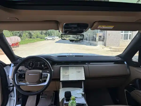 Land Rover Range Rover 2024
