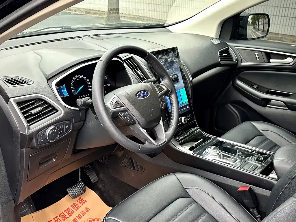 Ford Edge 2020 — фото 8