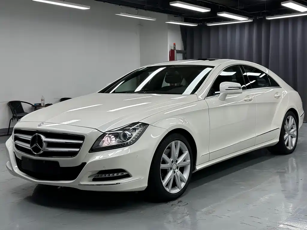 Mercedes-Benz CLS 2014 — фото 1