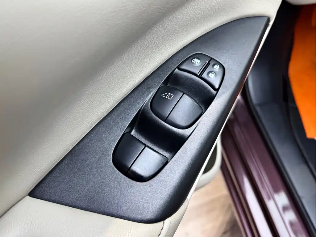 Nissan Sylphy 2017 — фото 11