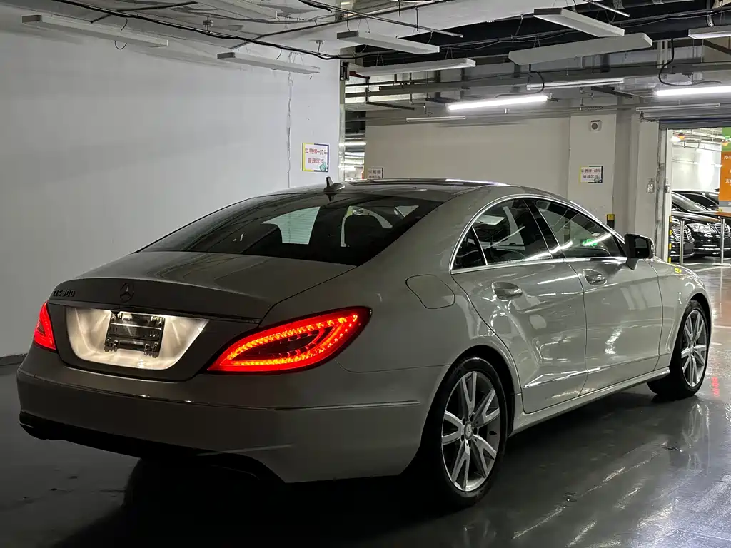 Mercedes-Benz CLS 2014 — фото 4