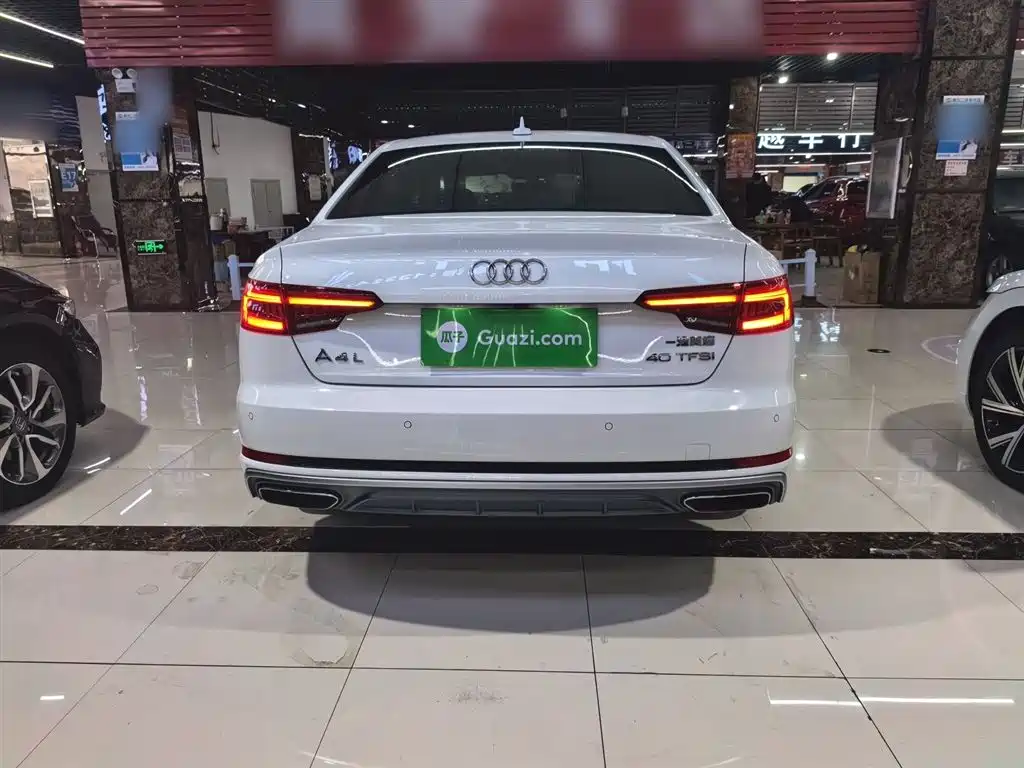 Audi A4L 2019 — фото 9