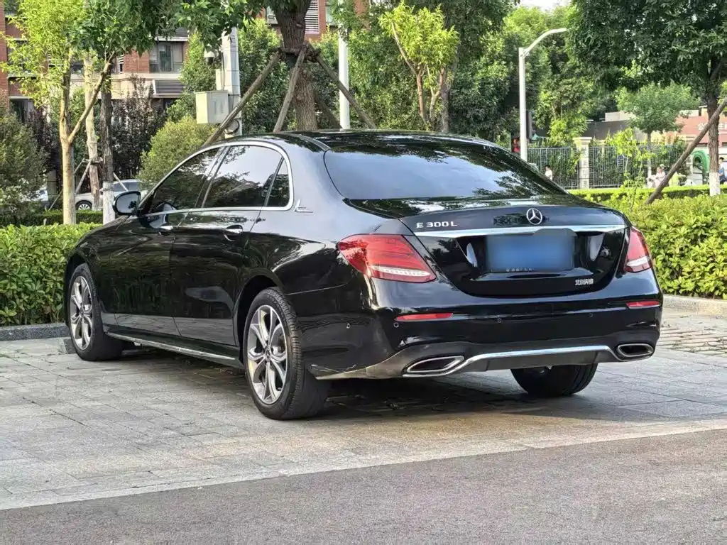 Mercedes-Benz E-Class 2020