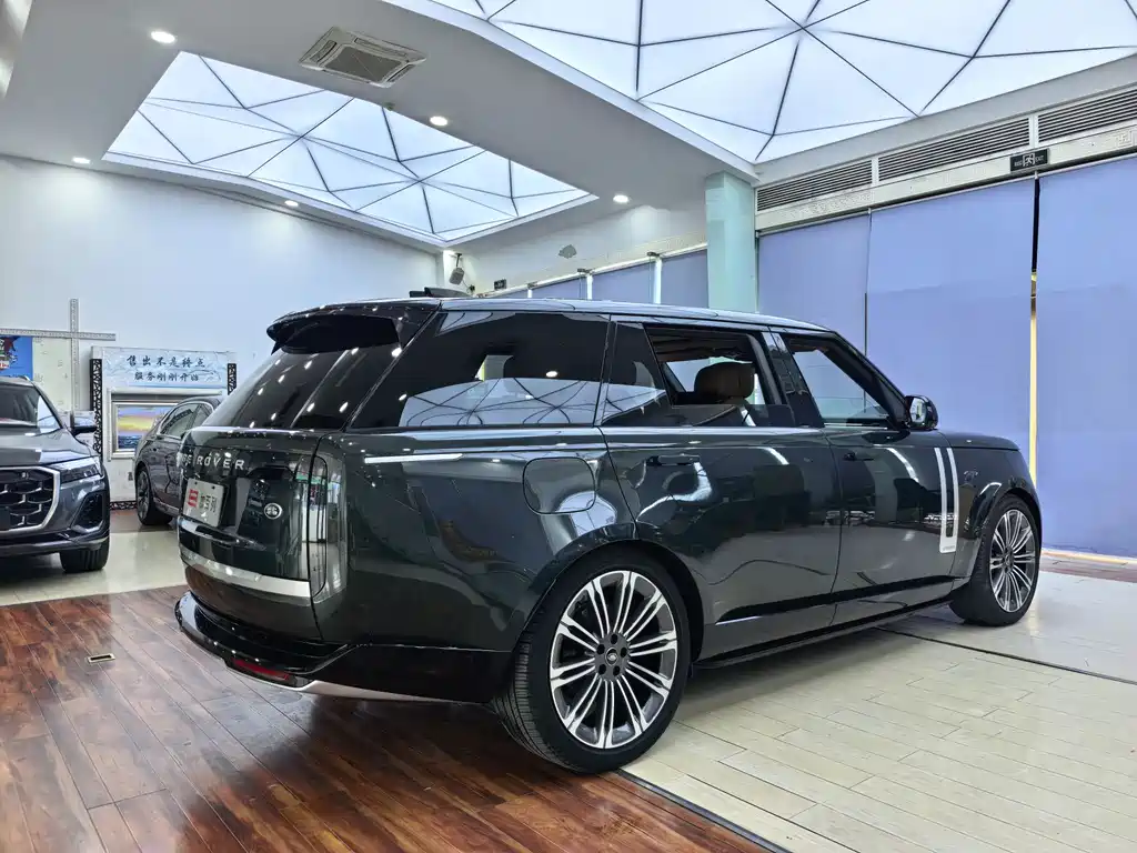 Land Rover Range Rover 2022 — фото 20