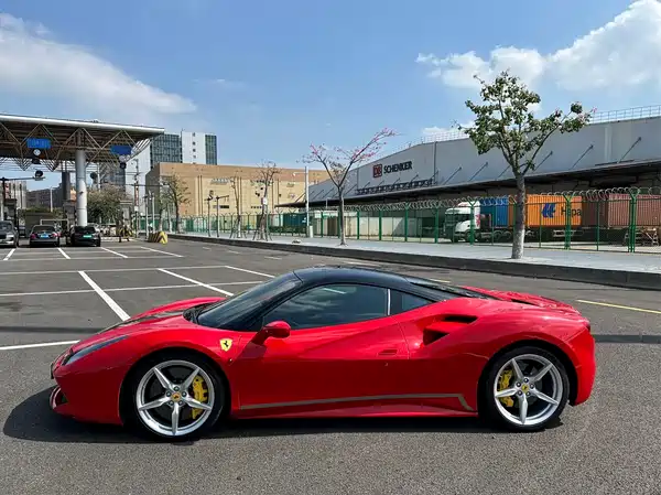 Ferrari 488 2017