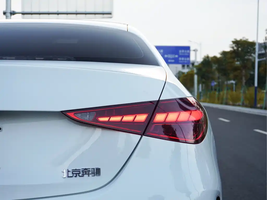 Mercedes-Benz C-Class 2022