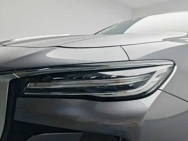 Hongqi H5 2024 — фото 14