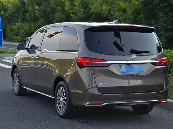 Buick GL8 2023
