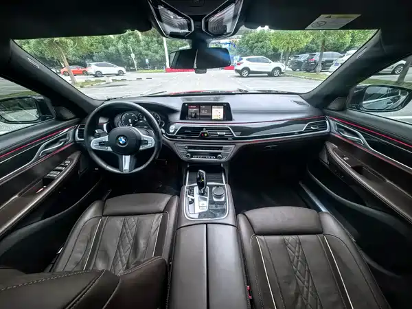 BMW 7 Series 2019