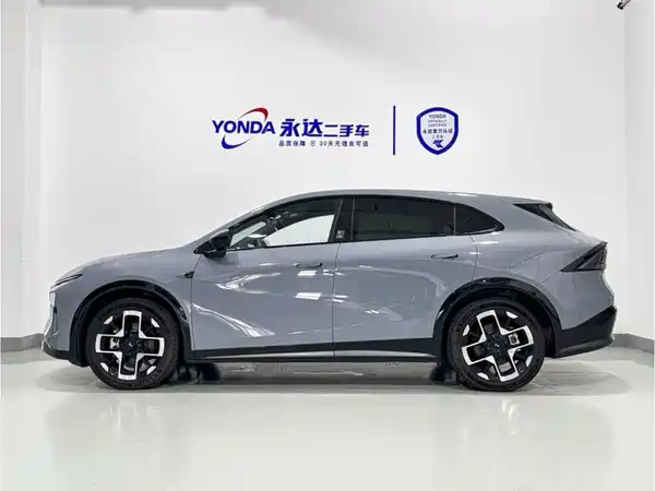 XPeng G7 2025