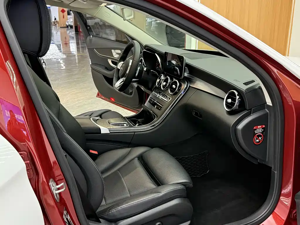 Mercedes-Benz C-Class 2020 — фото 13