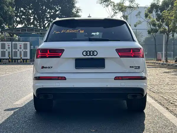 Audi Q7 2018