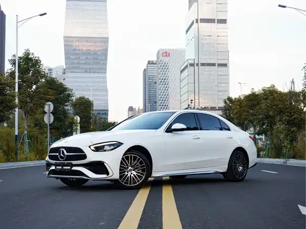 Mercedes-Benz C-Class 2022
