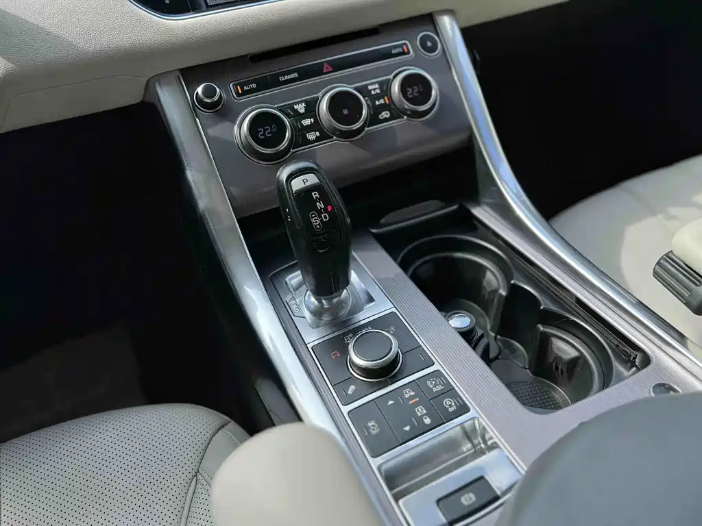 Land Rover Sport 2015 — фото 23