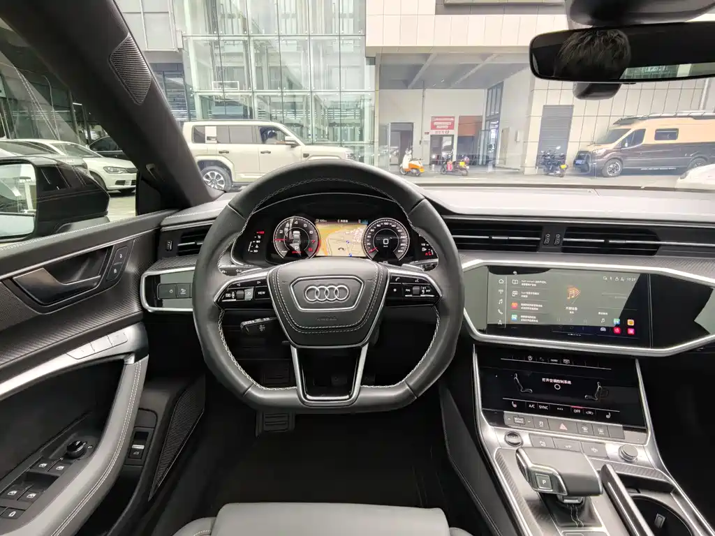 Audi A7L 2024 — фото 15