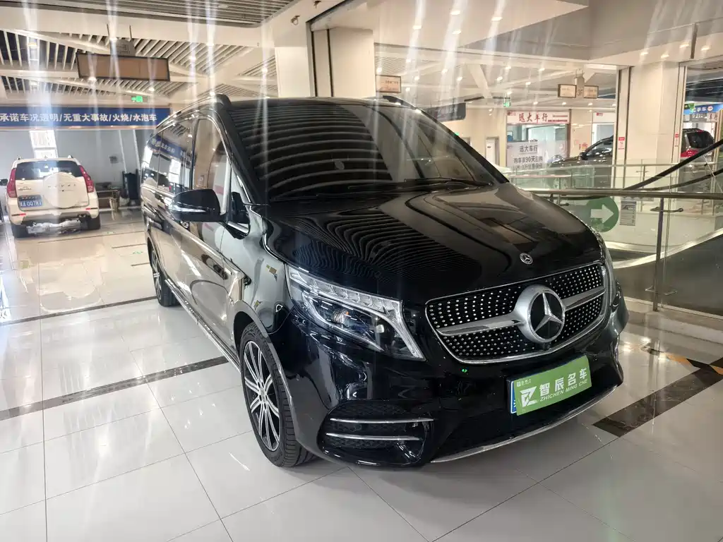 Mercedes-Benz V-Class 2022