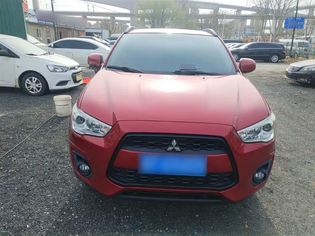Mitsubishi ASX 2015 — фото 3