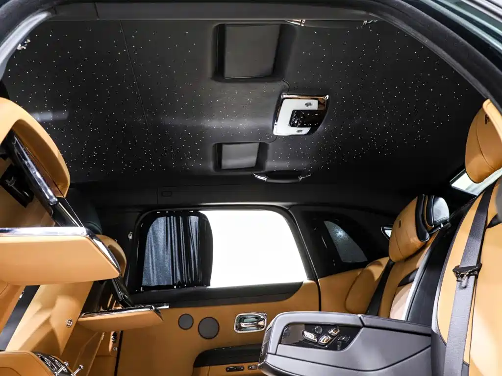 Rolls-Royce Ghost 2023 — фото 15