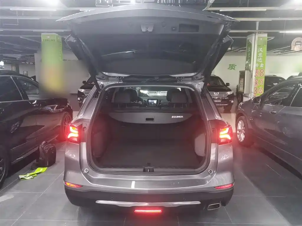Chevrolet Equinox 2021 — фото 19