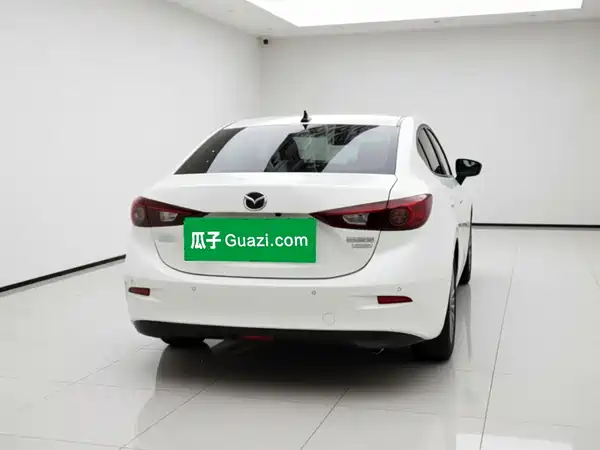Mazda 3 Axela 2019