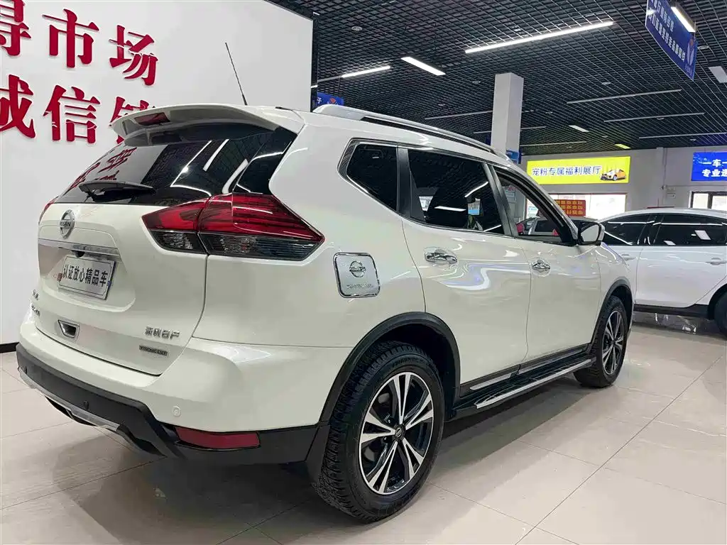 Nissan X-Trail 2020 — фото 6