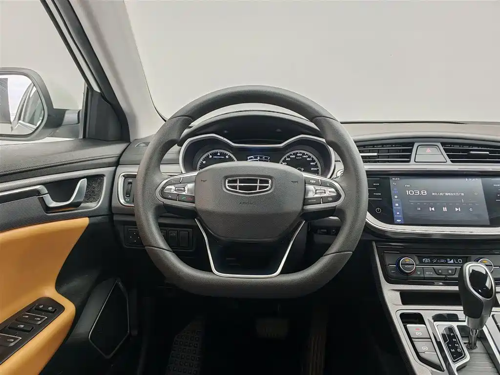 Geely Emgrand GL 2020 — фото 11