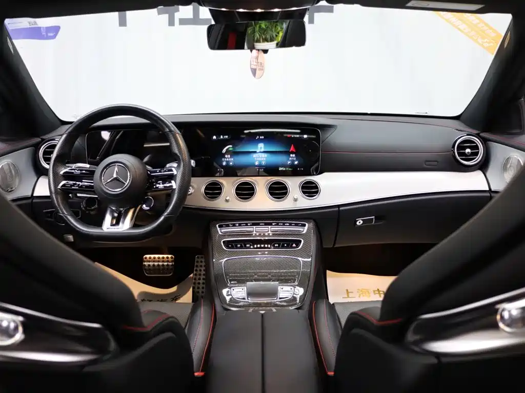 Mercedes-Benz E-Class AMG 2022 — фото 13