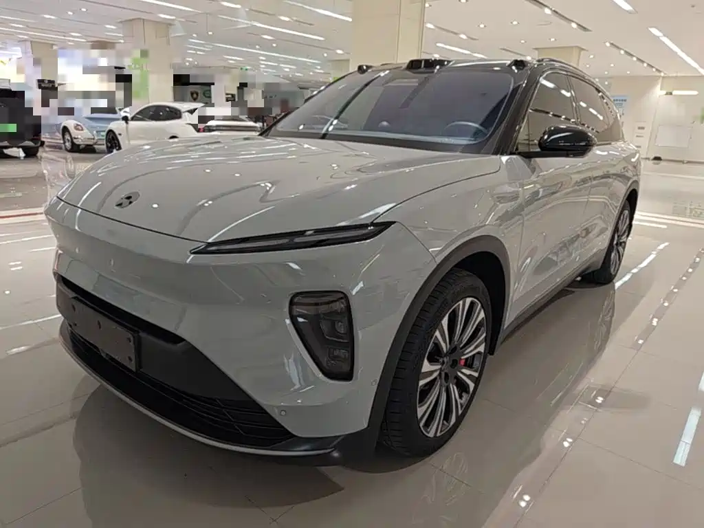 NIO ES8 2023