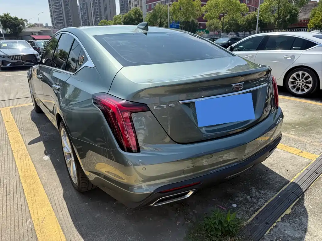 Cadillac CT5 2023 — фото 13
