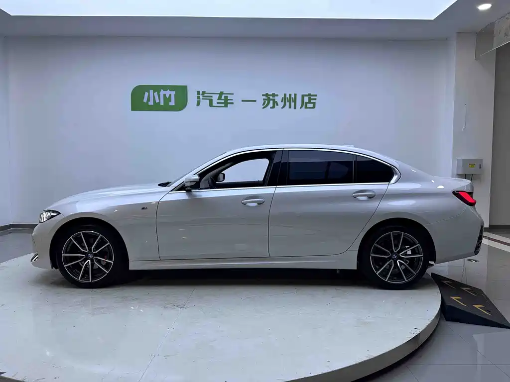 BMW 3 Series 2023