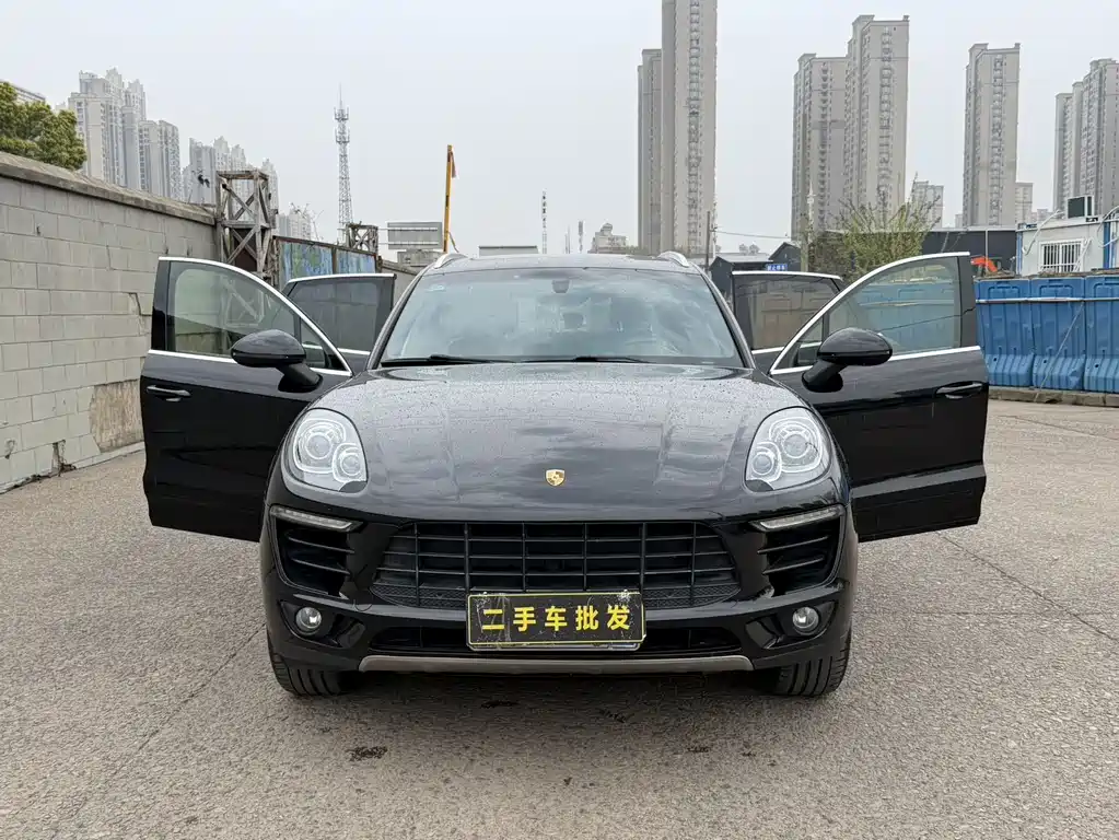 Porsche Macan 2016