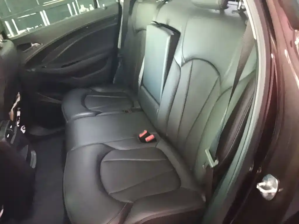 Buick Envision Plus 2020 — фото 17