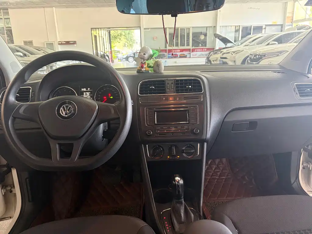 Volkswagen Polo 2016