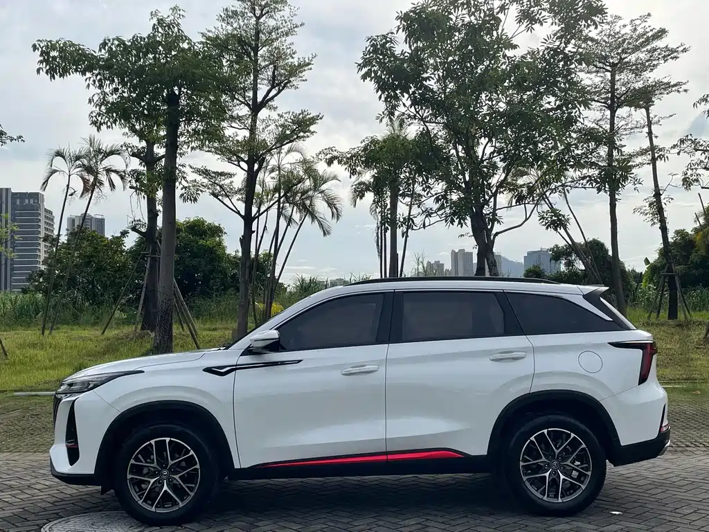 Changan CS75PLUS 2023 — фото 21