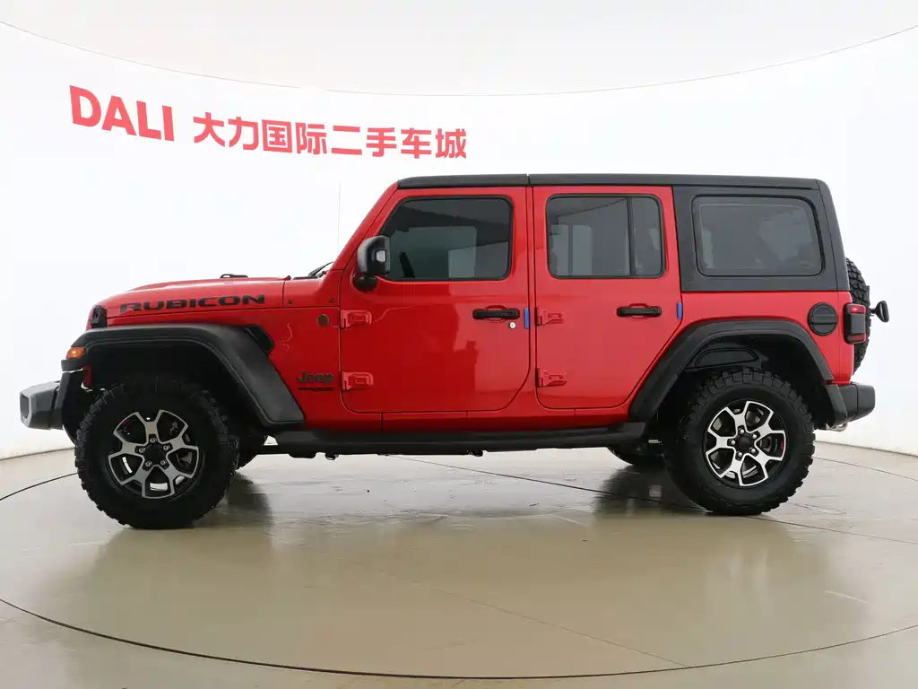 Jeep Wrangler 2021 — фото 12