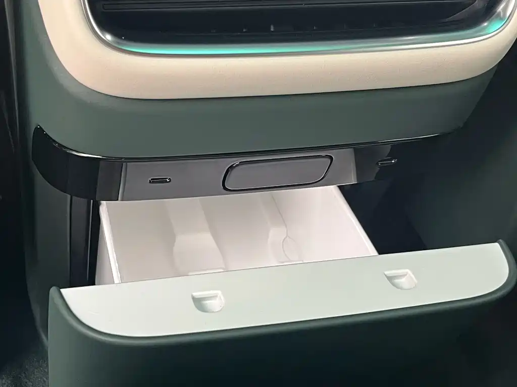 Xiaomi YU7 2025 — фото 14
