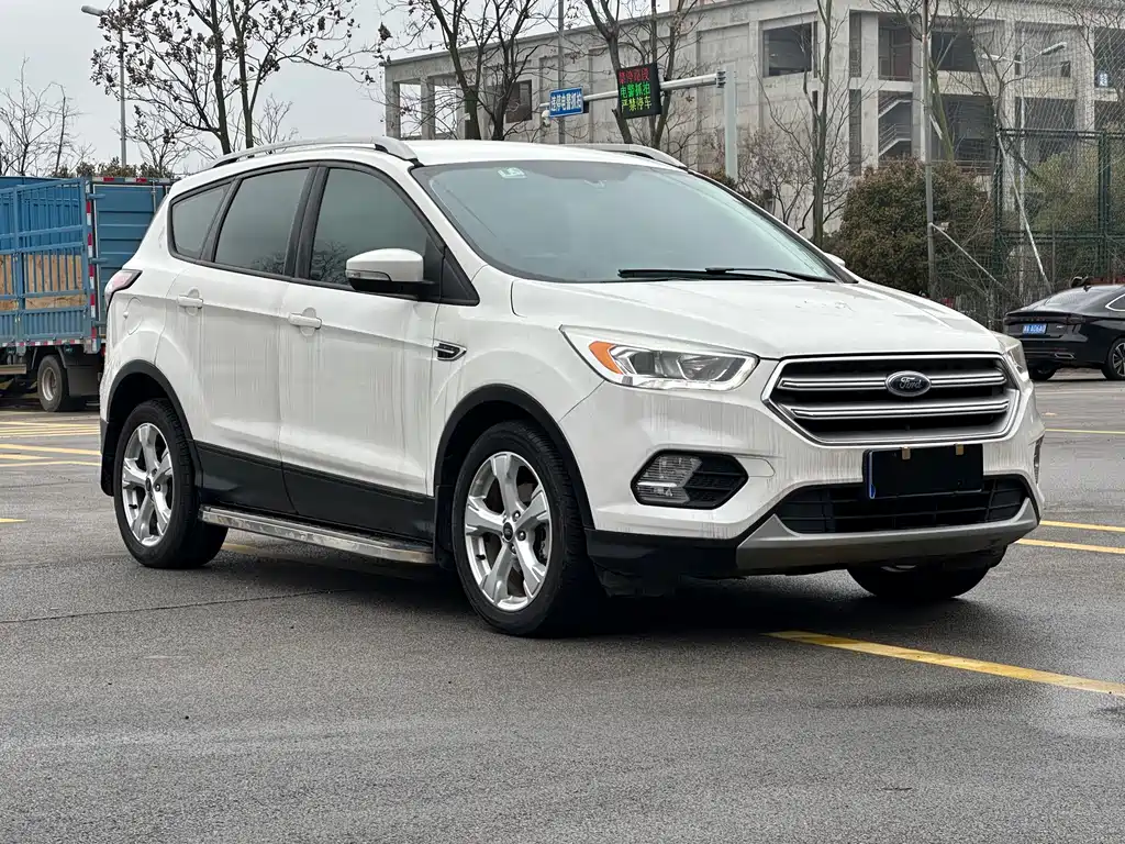 Ford Kuga 2017 — фото 3