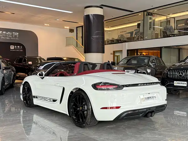 Porsche 718 2024