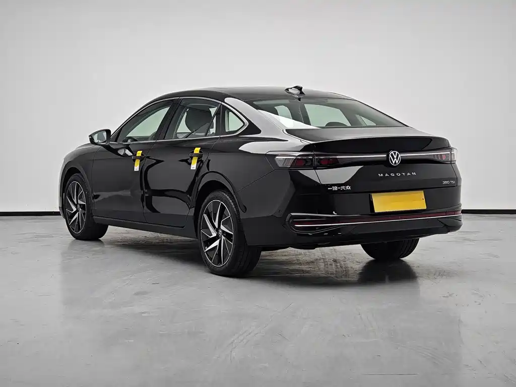 Volkswagen Magotan 2024
