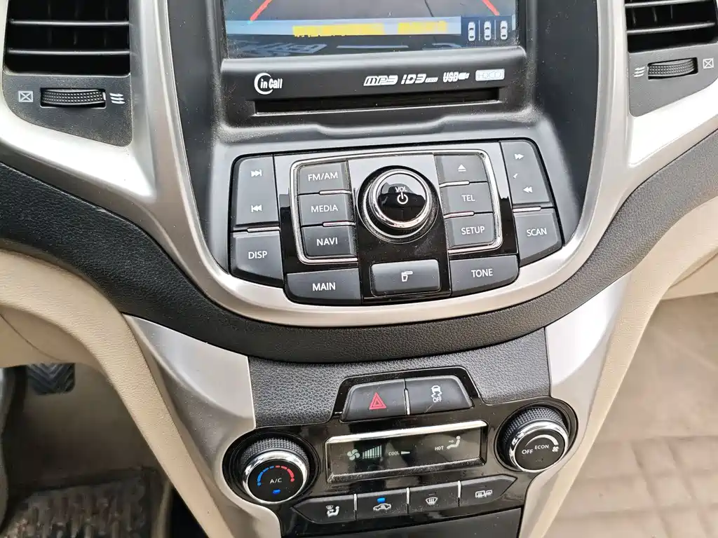 Changan Eado 2015 — фото 14