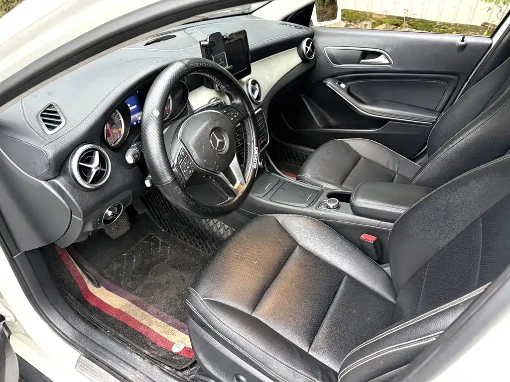 Mercedes-Benz GLA 2016 — фото 17