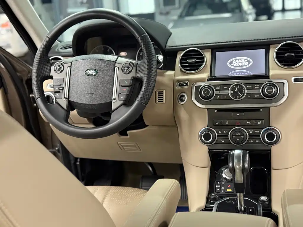 Land Rover Sport 2012 — фото 14